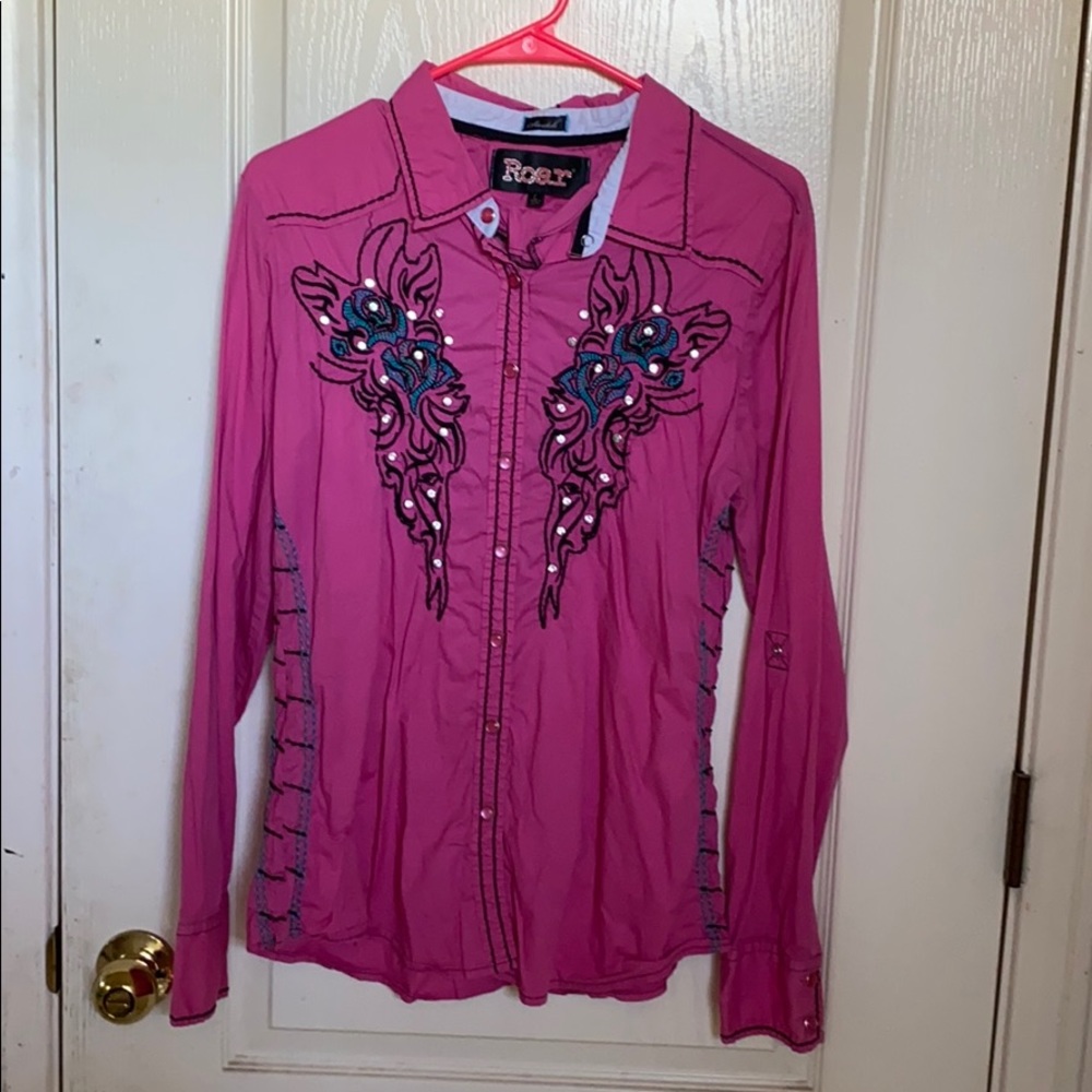 Roar button down shirt Size L